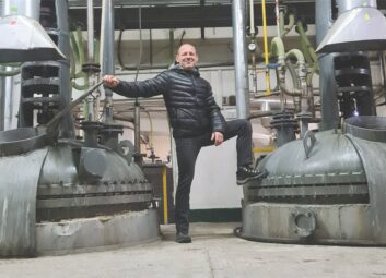 12846О компании